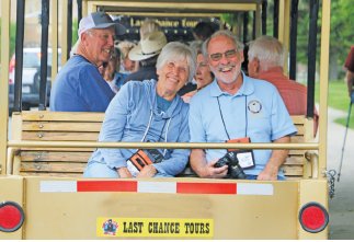 Photo of Carol and Ray Maxfield